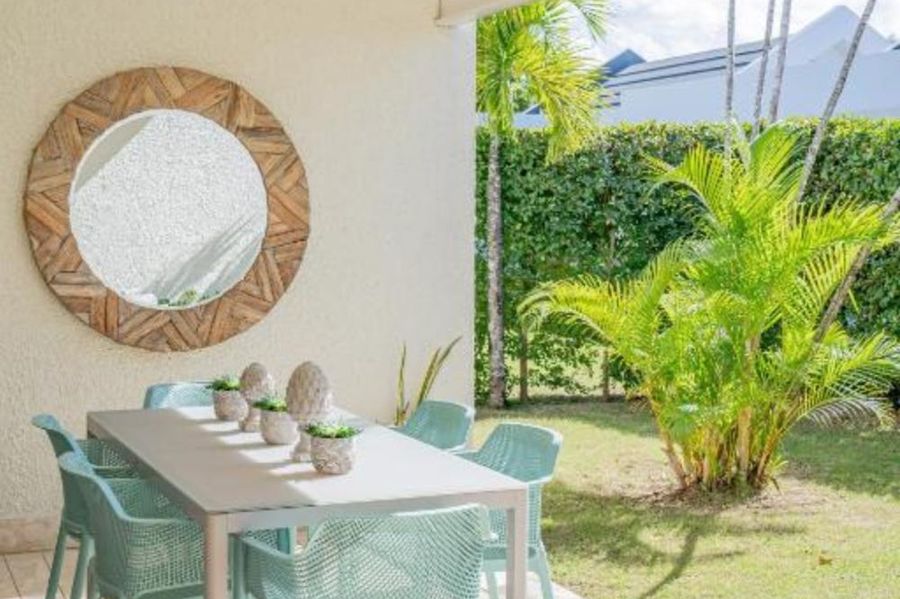 Outdoor dining patio